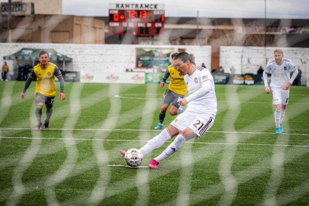 Detroit City FC midfielder Maxi Rodriguez takes his penalty kick against Pittsburgh Riverhounds SC