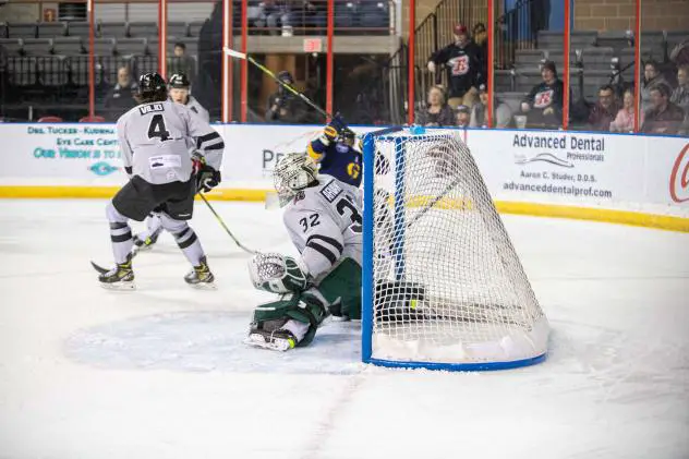 Rapid City Rush goaltender Brad Arvanitis vs. the Atlanta Gladiators