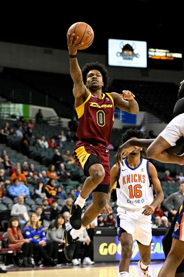 Cleveland Charge guard Brandon Goodwin vs. the Westchester Knicks