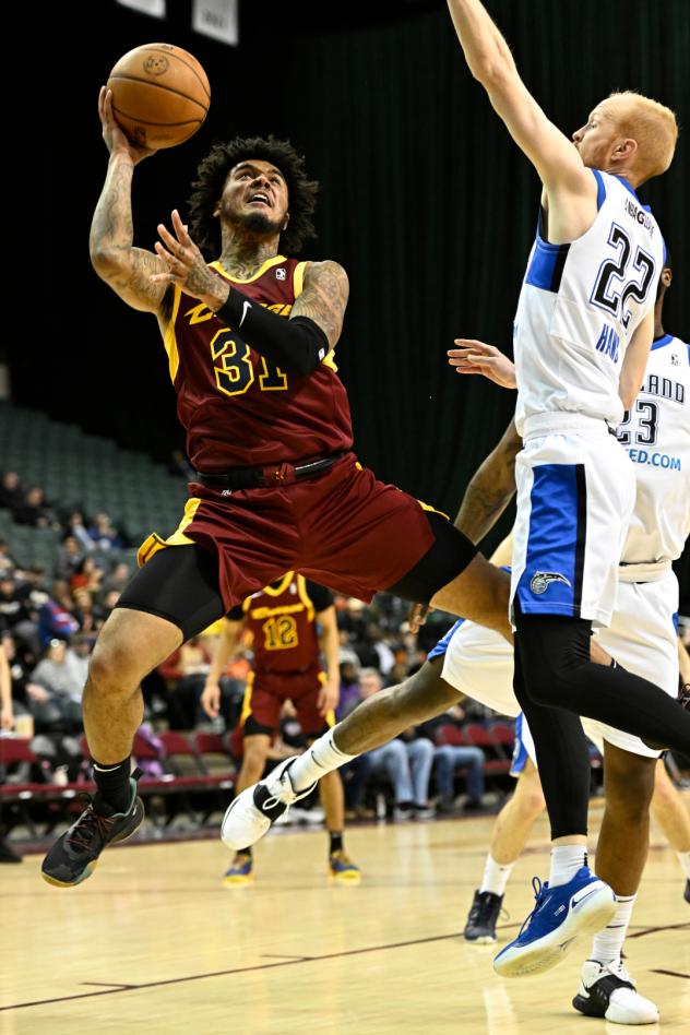 Cleveland Charge vs. the Lakeland Magic