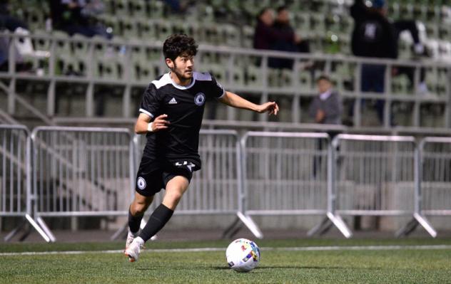 Tacoma Defiance with possession against North Texas SC