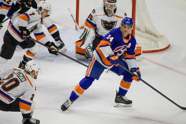 Lehigh Valley Phantoms defense against the Bridgeport Islanders