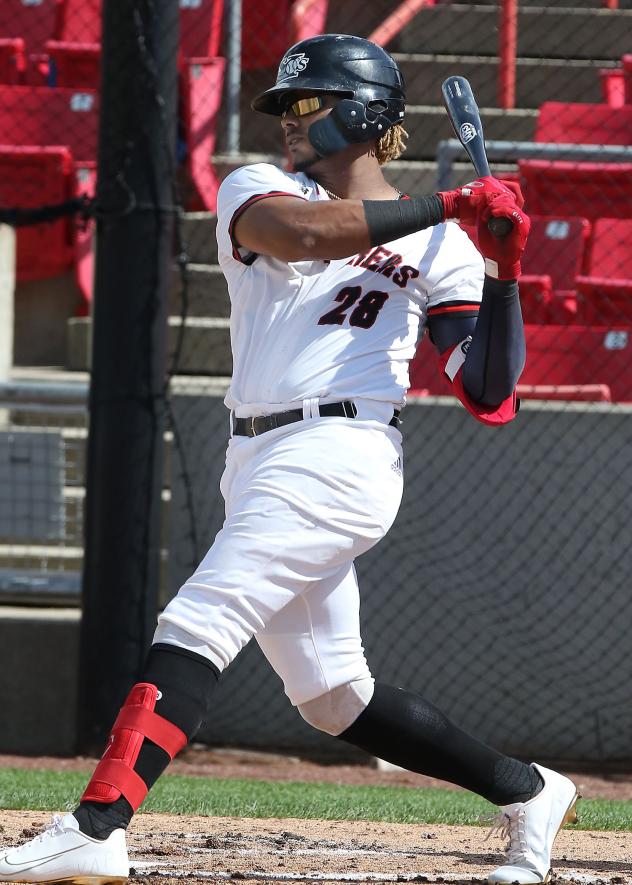Sioux City Explorers infielder Jose Sermo