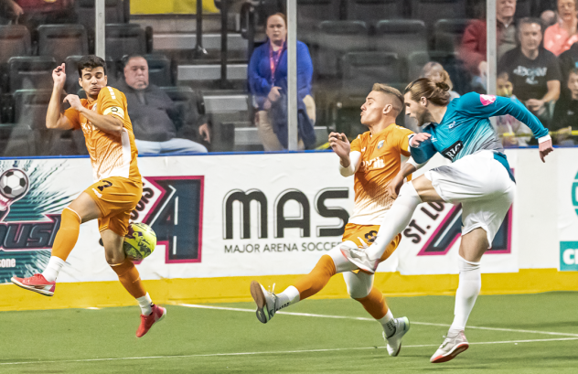 St. Louis Ambush battle the Florida Tropics