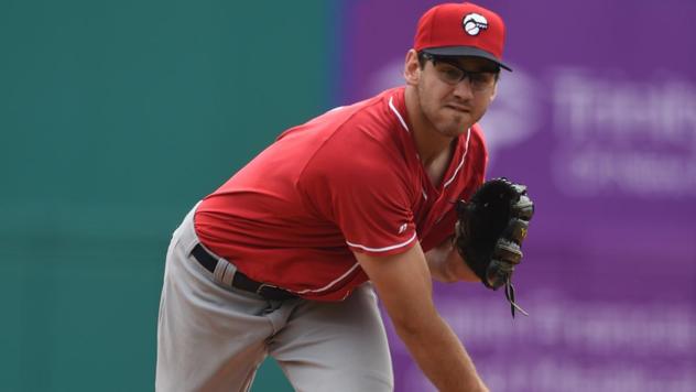 Jordan Romano pitching for the New Hampshire Fisher Cats