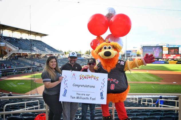 Albuquerque Isotopes recognize 10 millionth fan Jose Cuevas