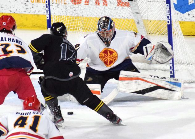 Allen Americans goaltender Francis Marotte gets ready for a shot