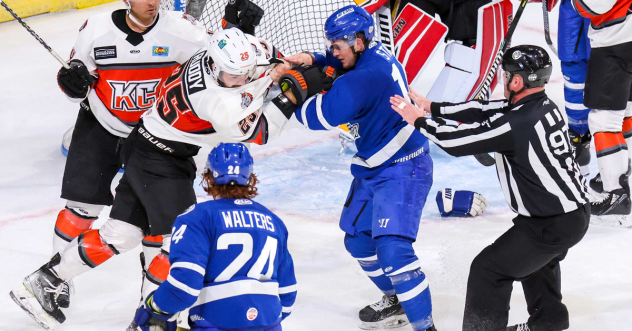 Wichita Thunder fights with the Kansas City Mavericks