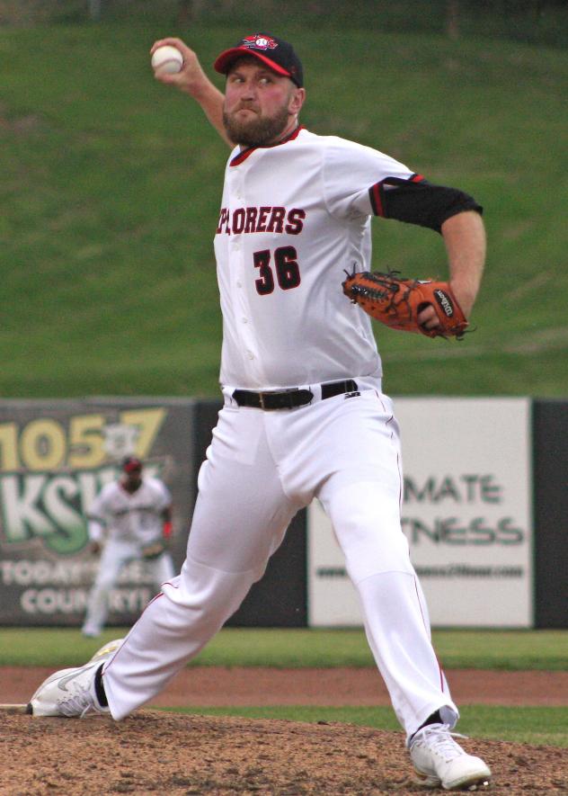 Sioux City Explorers RHP Nate Gercken