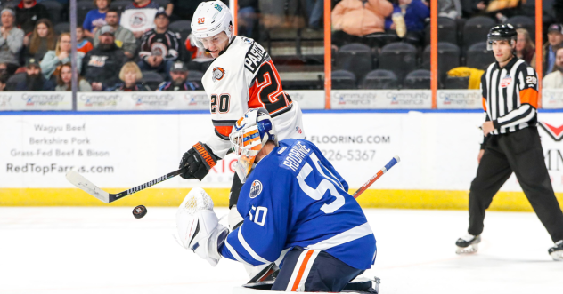 Wichita Thunder goaltender Olivier Rodrigue vs. the Kansas City Mavericks