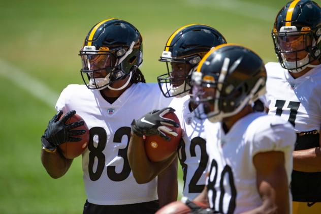 Hamilton Tiger-Cats receiver Anthony Johnson (left)