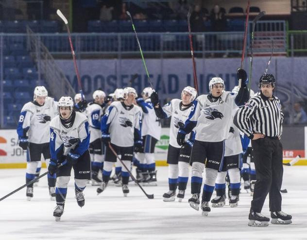 Saint John Sea Dogs salute the fans