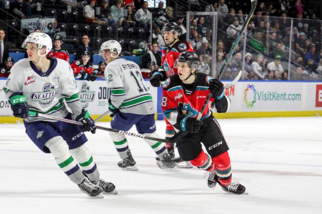 Kelowna Rockets battle the Seattle Thunderbirds