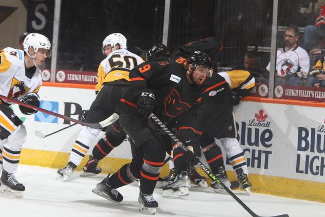 Lehigh Valley Phantoms center Cal O'Reilly vs. the Wilkes-Barre/Scranton Penguins