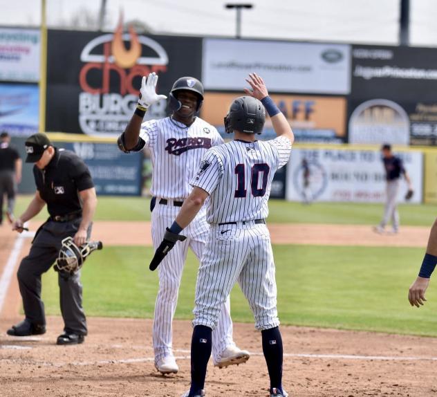 Somerset Patriots celebrate Michael Beltre's grand slam
