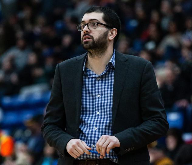 Sudbury Five Head Coach Elliott Etherington