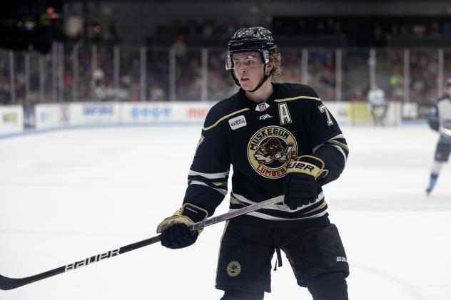 Muskegon Lumberjacks forward Phil Tresca