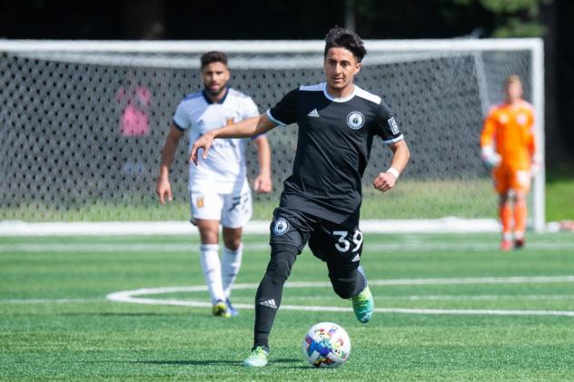 Tacoma Defiance midfielder Marlon Vargas
