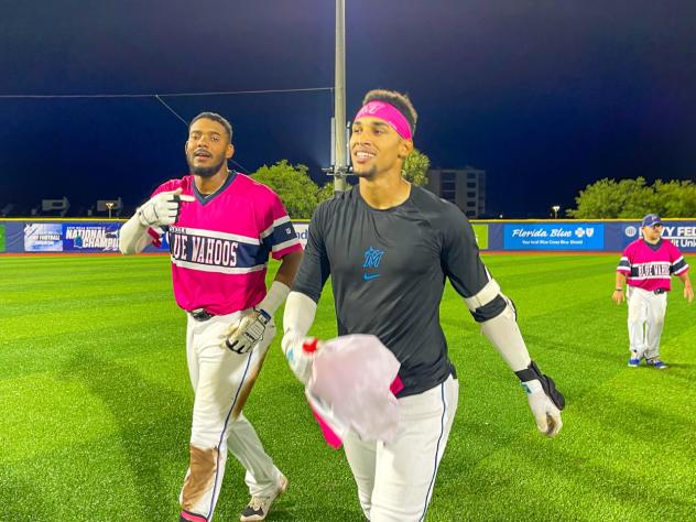 Victor Victor Mesa and the Pensacola Blue Wahoos celebrate a walk-off win