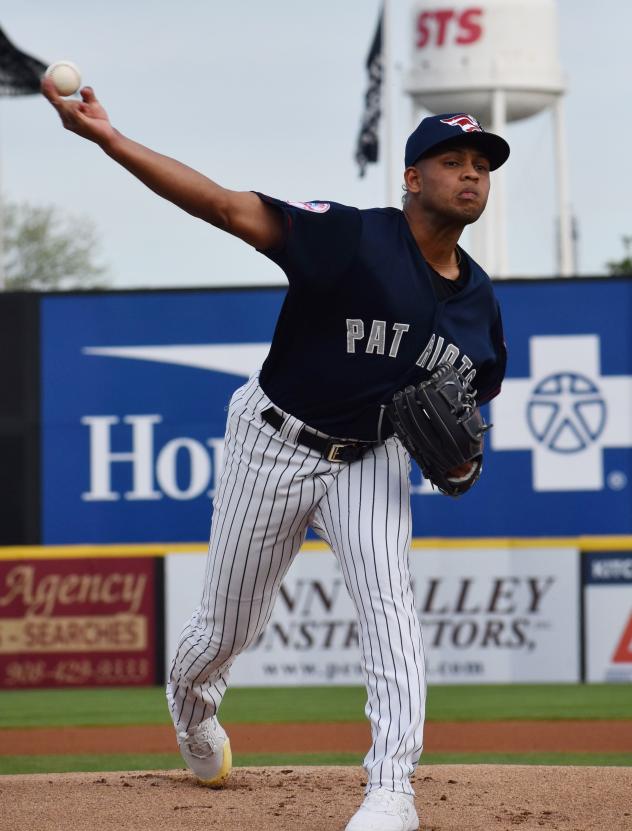 Somerset Patriots pitcher Randy Vasquez