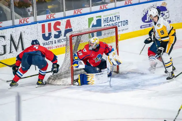 Springfield Thunderbirds goaltender Charlie Lindgren vs. the Wilkes-Barre/Scranton Penguins