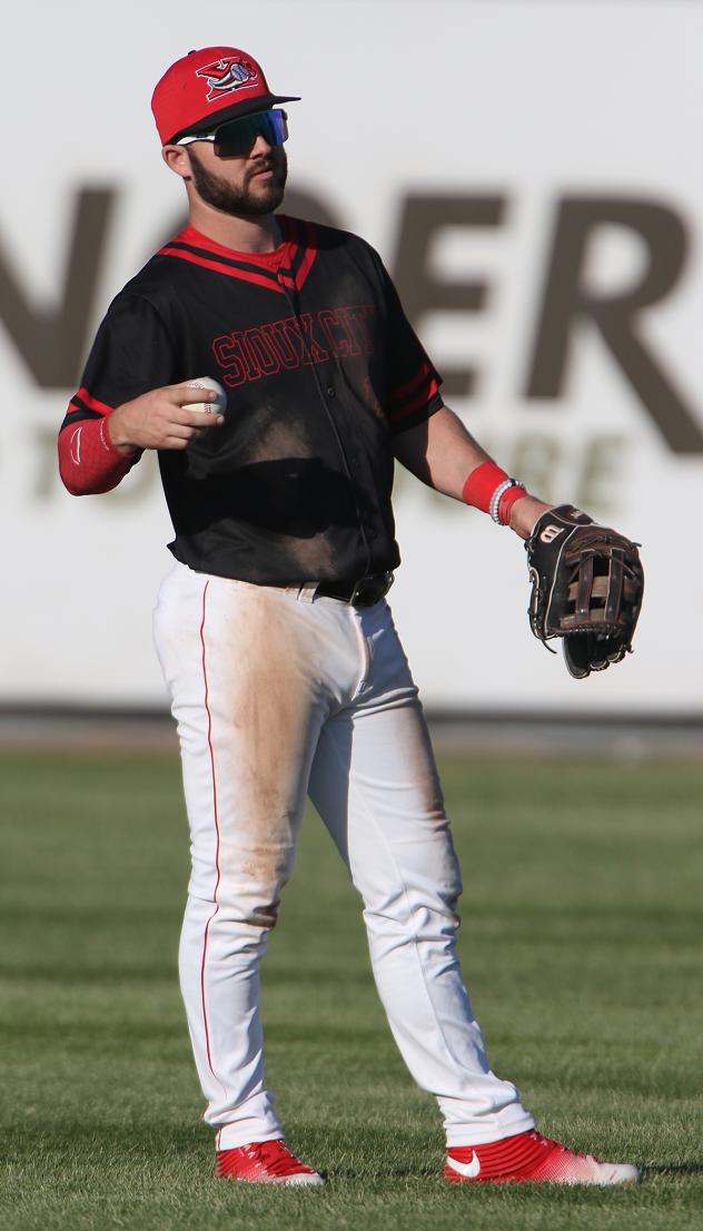 Chase Harris of the Sioux City Explorers