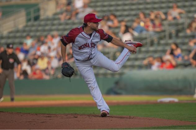 Kansas City Monarchs pitcher Matt Hall