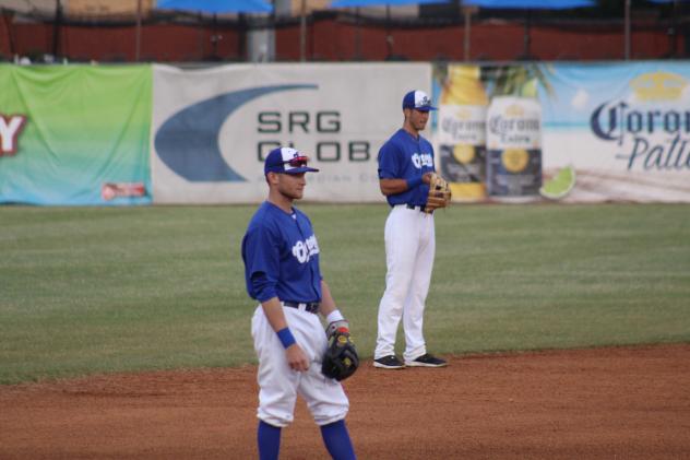 Evansville Otters in the field