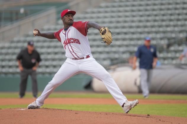 Akeem Bostick deals a pitch for the Kansas City Monarchs