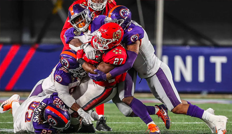 Pittsburgh Maulers tackle the Nerw Jersey Generals