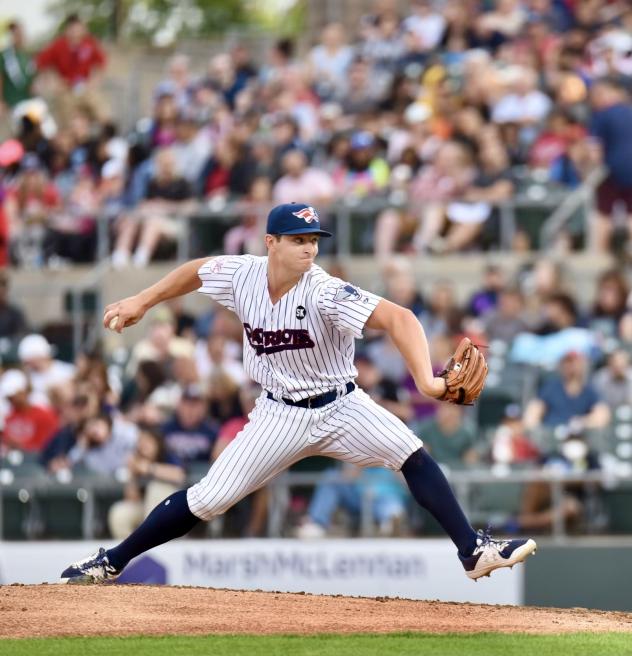 Somerset Patriots pitcher Sean Boyle