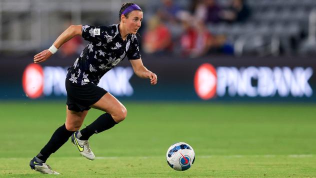 Racing Louisville FC defender Erin Simon