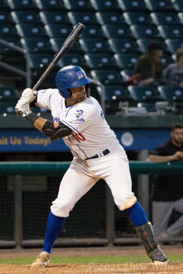 Gian Martellini of the New York Boulders at bat