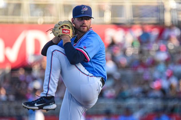 Pensacola Blue Wahoos pitcher Jeff Lindgren