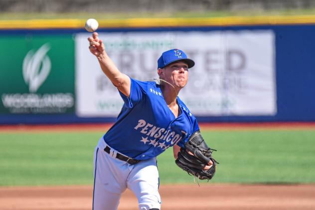 Pensacola Blue Wahoos pitcher Cody Mincey