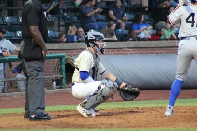 Evansville Otters catcher Dakota Phillips