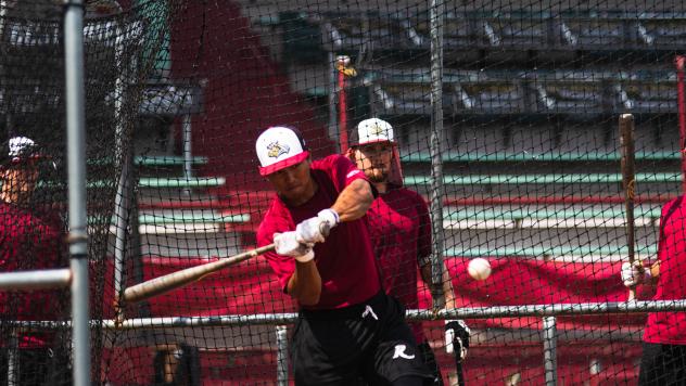 Wisconsin Rapids Rafters get in some batting practice