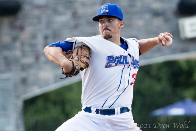 New York Boulders pitcher Dan Wirchansky