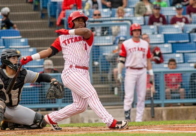 Ottawa Titans infielder Jackie Urbaez