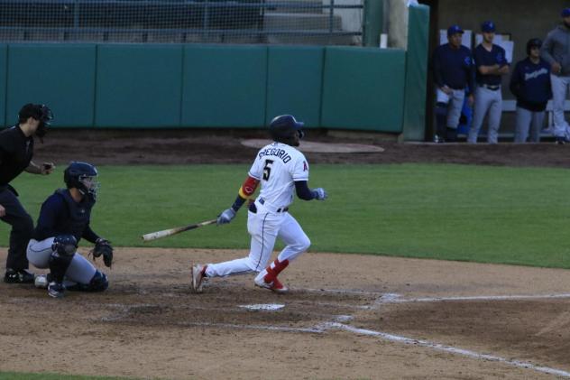 Osmy Gregorio of the Tri-City Dust Devils