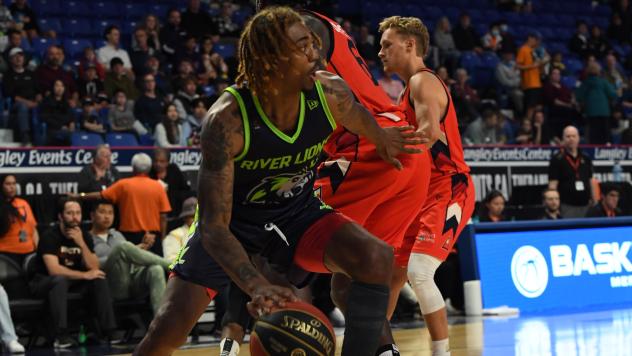 Niagara River Lions vs. the Fraser Valley Bandits