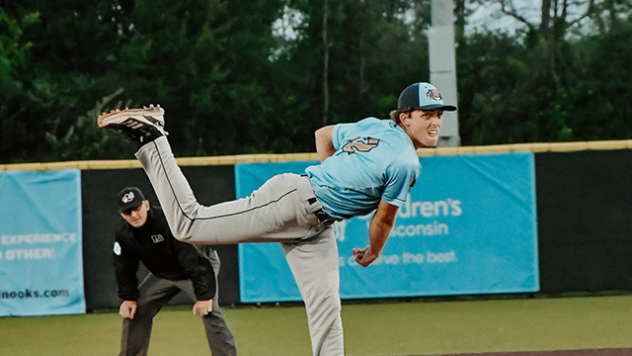 Reed Gallant of the Fond Du Lac Dock Spiders