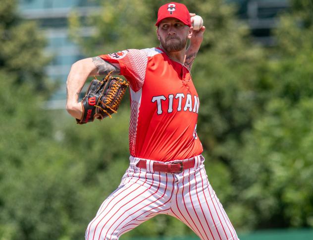 Ottawa Titans pitcher Evan Grills