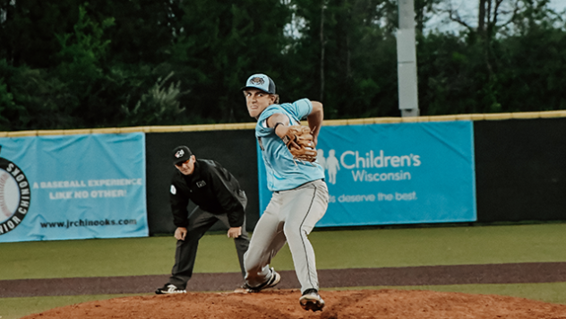 Fond du Lac Dock Spiders pitcher Reed Gallant