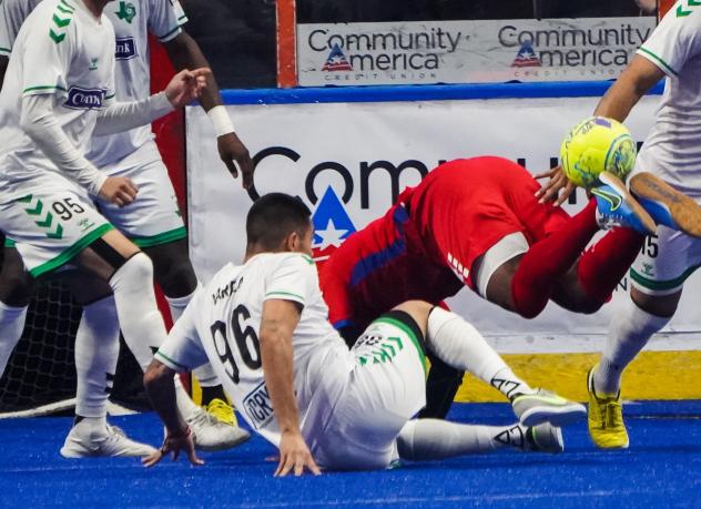 Midfielder Julio Varela with the Dallas Sidekicks