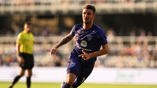 Louisville City FC midfielder Niall McCabe