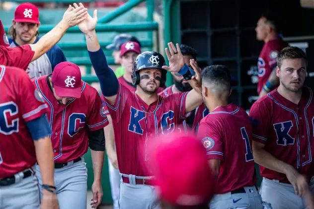 Kansas City Monarchs celebrate victory