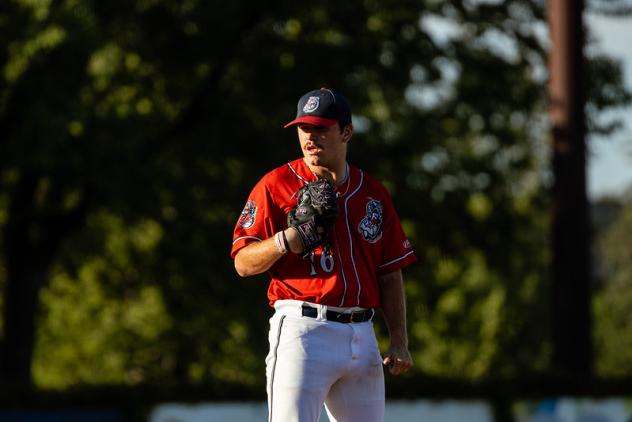 Aiden Adams of the St. Cloud Rox