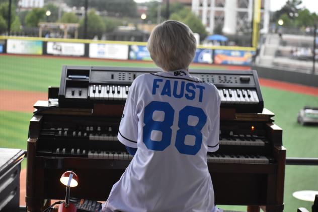 Sky Carp organist Nancy Faust