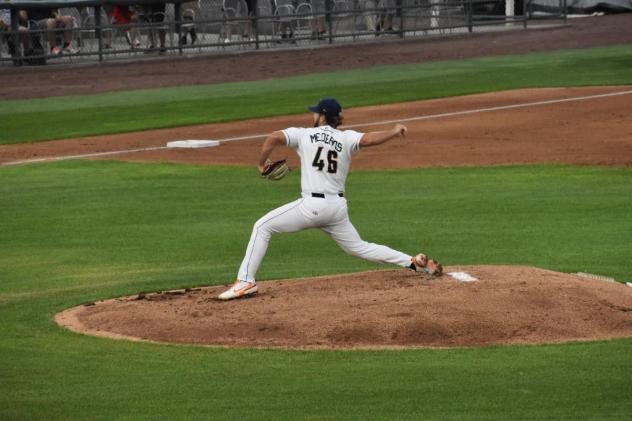 Tri-City Dust Devils pitcher Victor Mederos